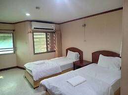 Chaiyaphruk Grand Hotel