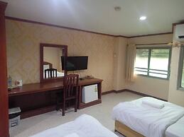 Chaiyaphruk Grand Hotel