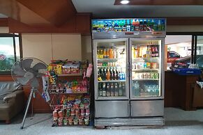 Chaiyaphruk Grand Hotel