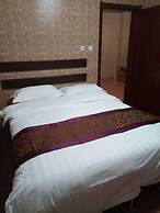 Huayun Business Hotel