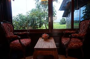 Bantunglom Resort