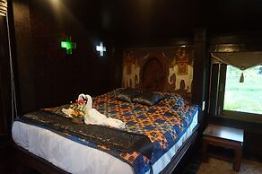 Bantunglom Resort