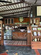 Bantunglom Resort