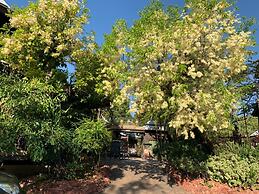 Bantunglom Resort