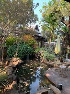 Bantunglom Resort