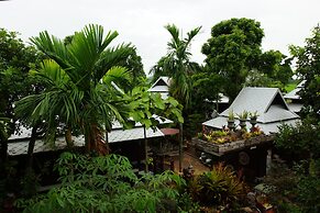 Bantunglom Resort