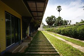 Wangthong Beach Resort