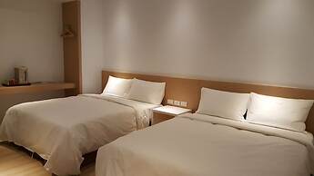 Ze Hu B&B
