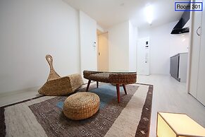 Apartment Heights HANA