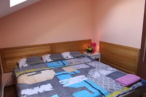 Sleep In BnB