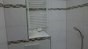 AVI City Apartments GoodHouse