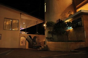 SIERRA LIGHTHOUSE HOTEL