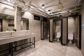 Bed To Bangkok - Hostel