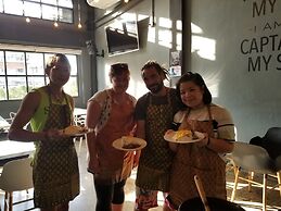 Bed To Bangkok - Hostel