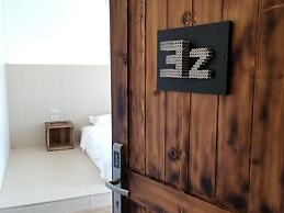 Bed To Bangkok - Hostel