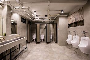 Bed To Bangkok - Hostel