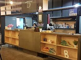 Bed To Bangkok - Hostel