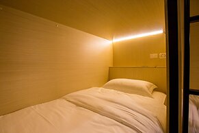 Bed To Bangkok - Hostel