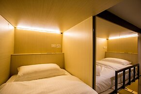 Bed To Bangkok - Hostel