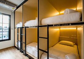 Bed To Bangkok - Hostel