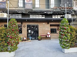 Bed To Bangkok - Hostel