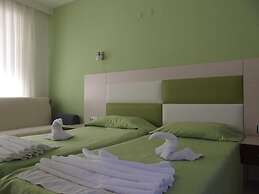 Derya Motel