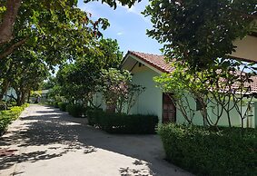 Filmthong Resort