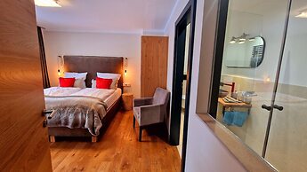 ALP-CHALET Ferienwohnungen Kleinwalsertal