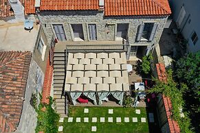 Alacati Cona Butik Otel