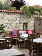 Alacati Cona Butik Otel