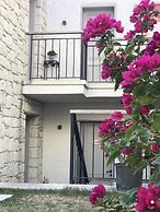 Alacati Cona Butik Otel