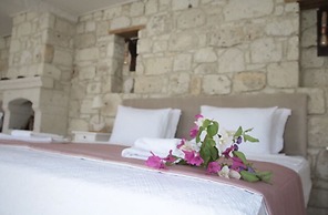 Alacati Cona Butik Otel
