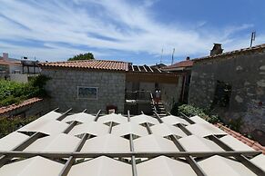 Alacati Cona Butik Otel