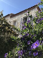 Alacati Cona Butik Otel