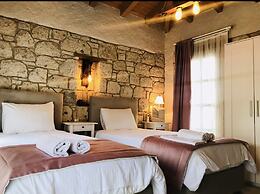 Alacati Cona Butik Otel