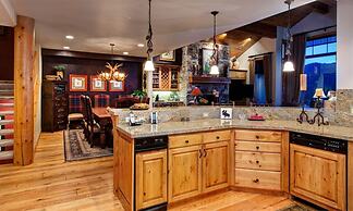 Lucky Star At Belle Arbor 4 Bedroom Home by RedAwning