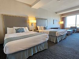 Vittoria Hotel and Suites