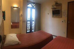 Vitória Praia Hotel