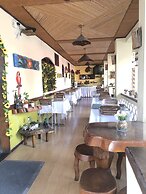 Vitória Praia Hotel