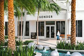 The Circ Hotel Hollywood, Sonder by Marriott Bonvoy