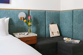 The Circ Hotel Hollywood, Sonder by Marriott Bonvoy