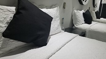 Hotel Dluxe & Suites