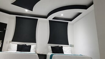 Hotel Dluxe & Suites