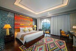 Silk Path Grand Sapa Resort & Spa