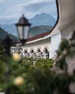 Silk Path Grand Sapa Resort & Spa