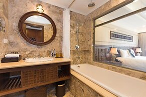 Silk Path Grand Sapa Resort & Spa