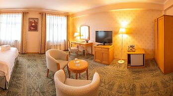 The Continental Hotel