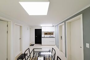 Until Stephen Chow Comes - Hostel