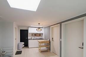 Until Stephen Chow Comes - Hostel