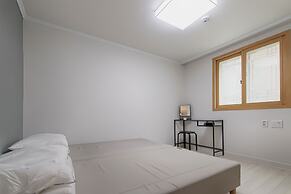 Until Stephen Chow Comes - Hostel